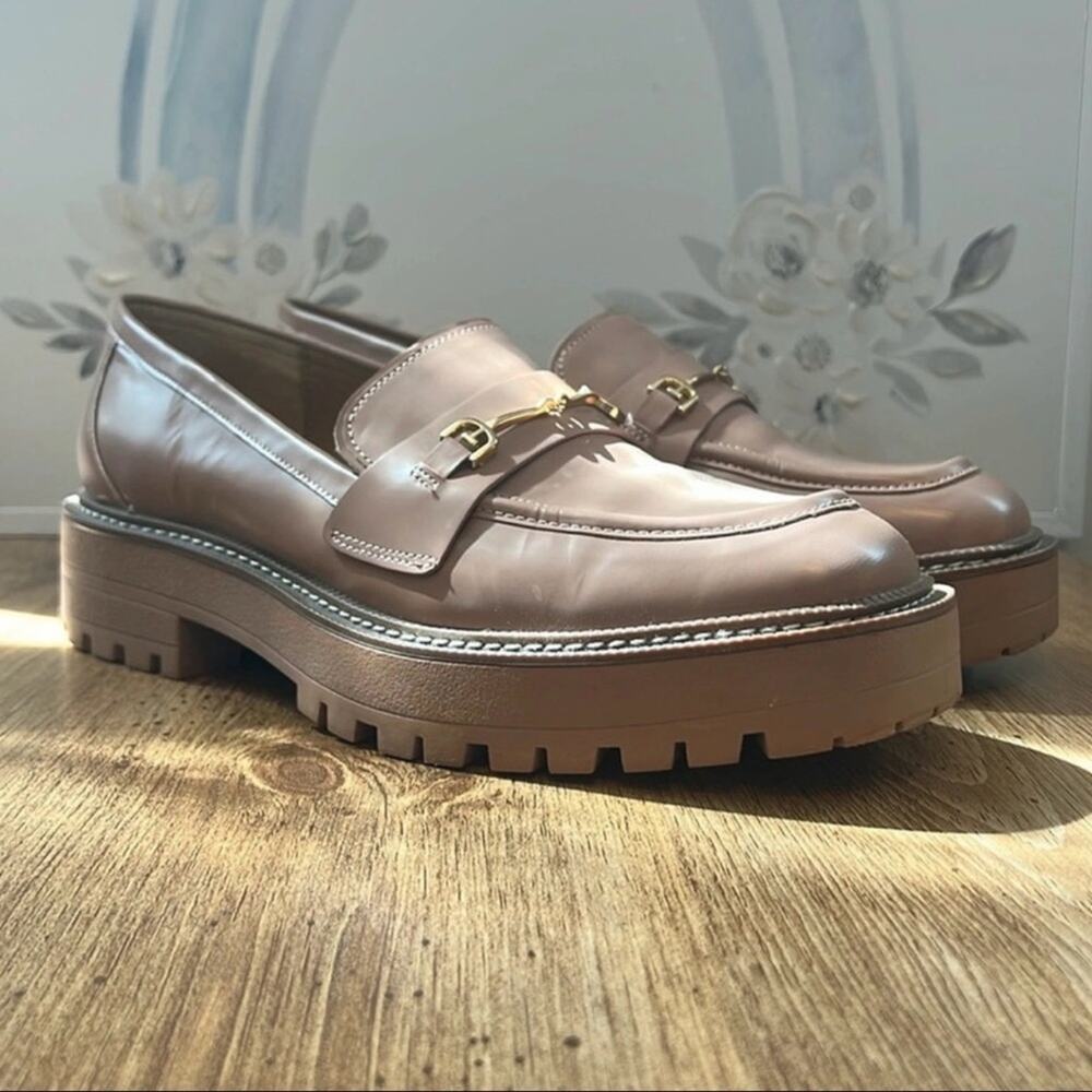 Sam Edelman Women's Laurs Lug Sole Loafer in Maple Sugar